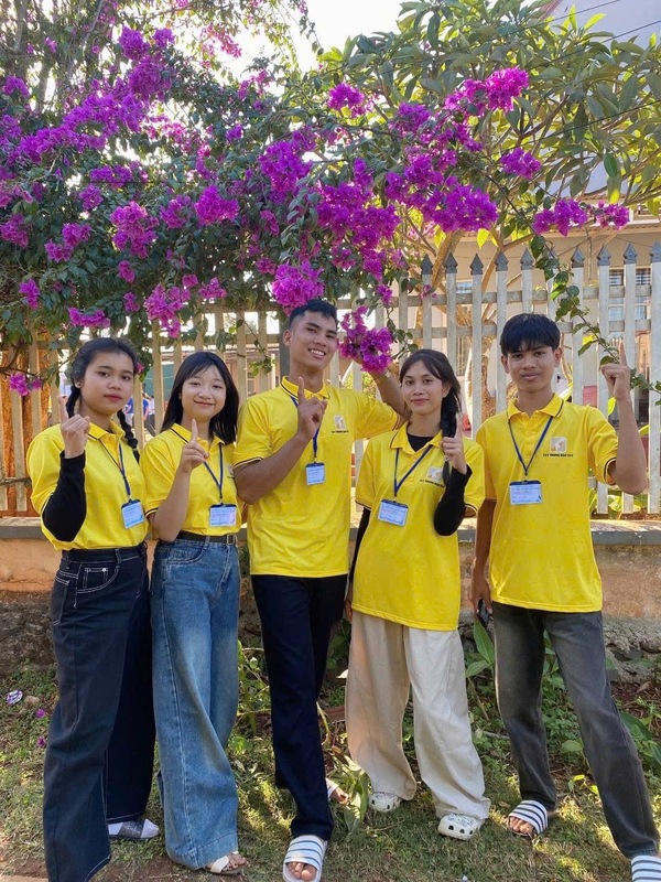 Đồng phục công ty